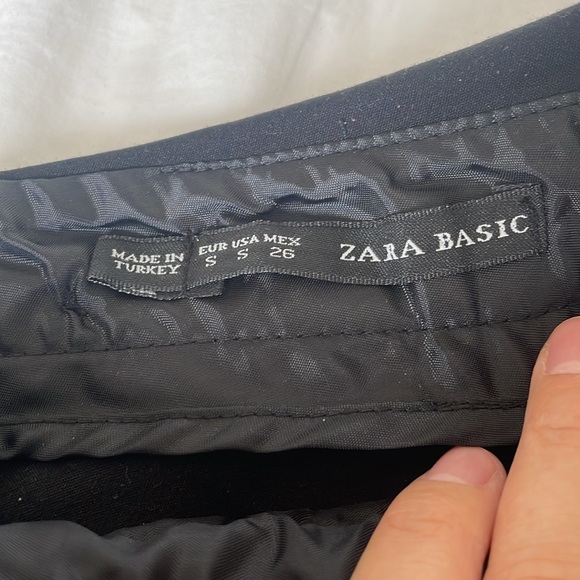Zara Basic Mini Skort - Picture 2 of 4